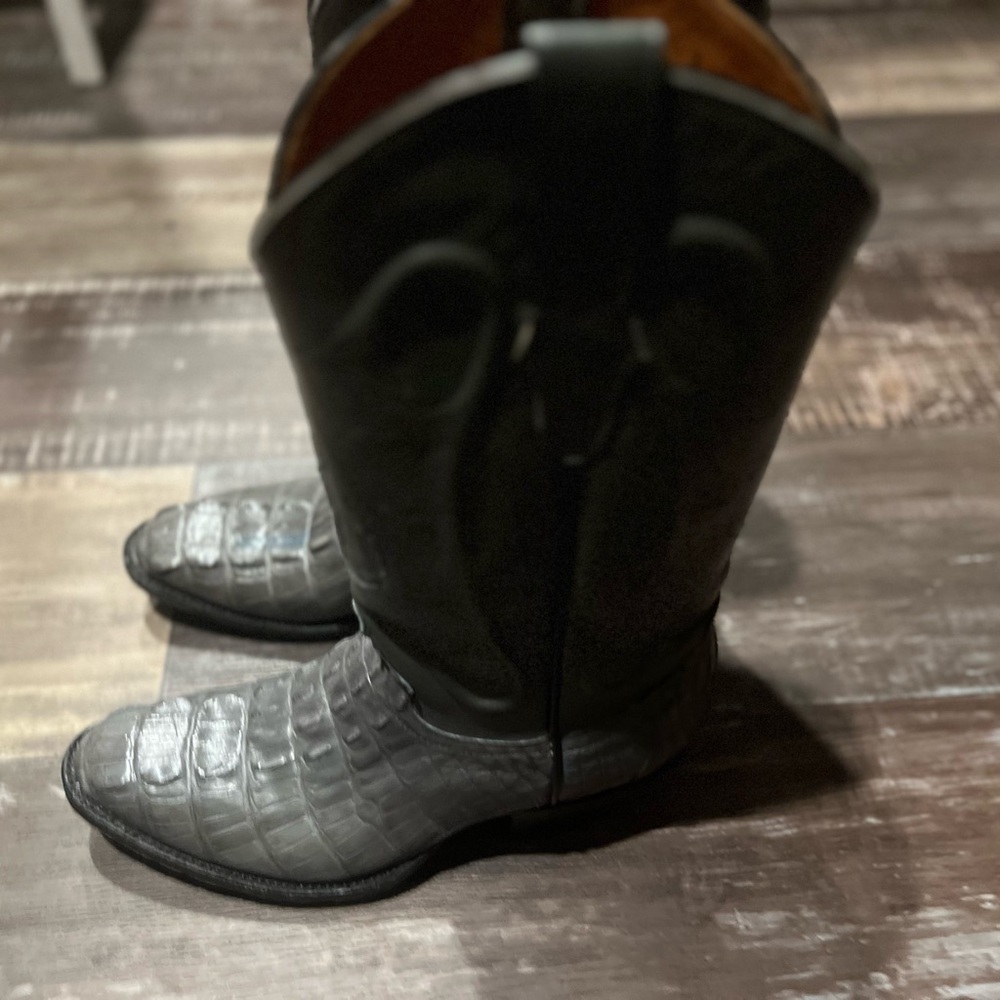 Men's grey cowtown great condition beautiful boots!! - Picture 3 of 10